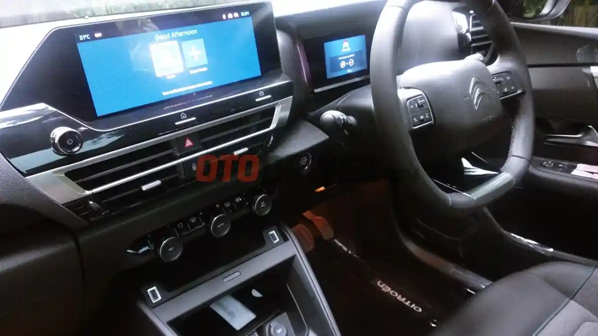 Foto - Citroen-E-C4 Mobil Kedutaan Prancis Resmi Dijual Rp 1,198 Miliar, Ini Spesifikasinya