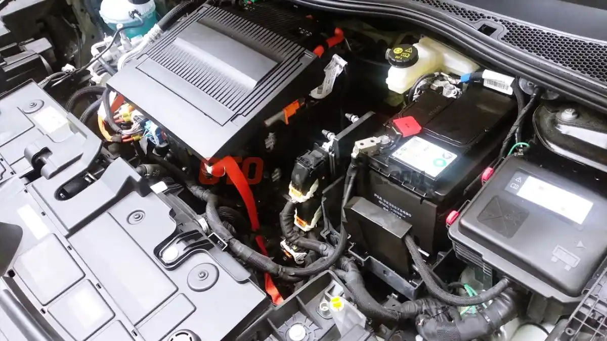 Foto - Citroen-E-C4 Mobil Kedutaan Prancis Resmi Dijual Rp 1,198 Miliar, Ini Spesifikasinya