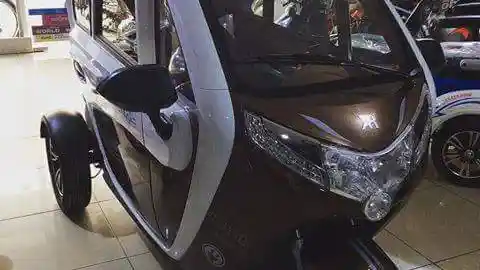 Foto - "Mobil" Roda 3 ini Bisa Siasati Ganjil-Genap Tol Cikampek