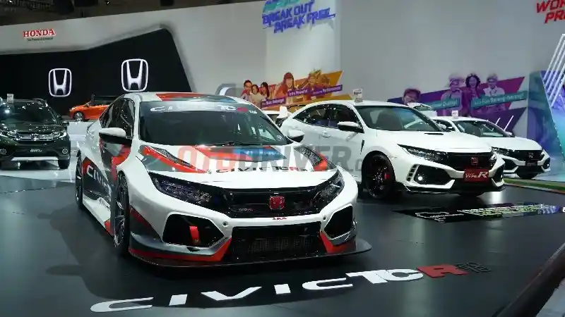 Foto - Mengenal Spesifikasi Honda Civic TCR Yang Dipajang di GIIAS 2018