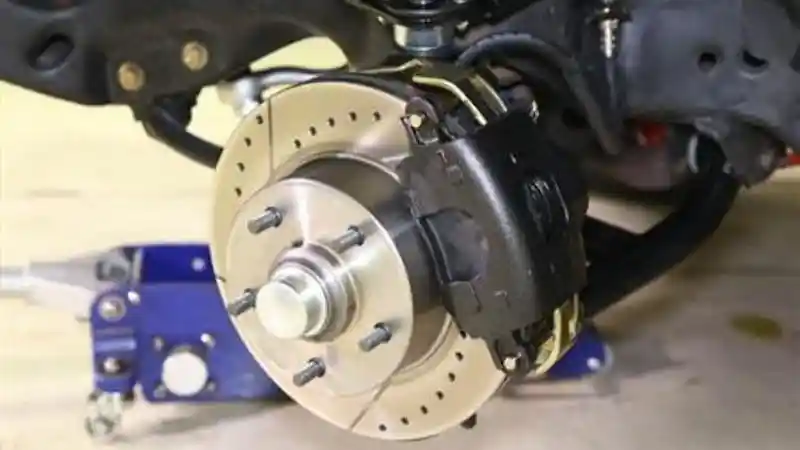 Tips - Walah, Mobil Anda Belum Pakai ABS? Ini Teknik Pengeremannya