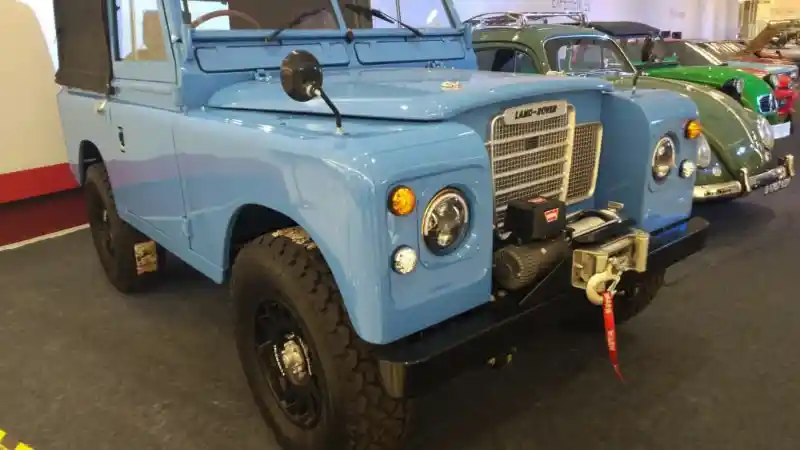 Foto - Art And Classic, Pameran Mobil Klasik Sebagai Sarana Cuci Mata Dan Tukar Ide