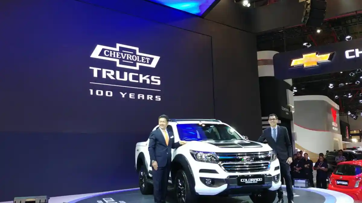 Foto - Chevrolet Colorado Centennial Edition Meluncur Untuk Peringati 100 Tahun 'Truk'