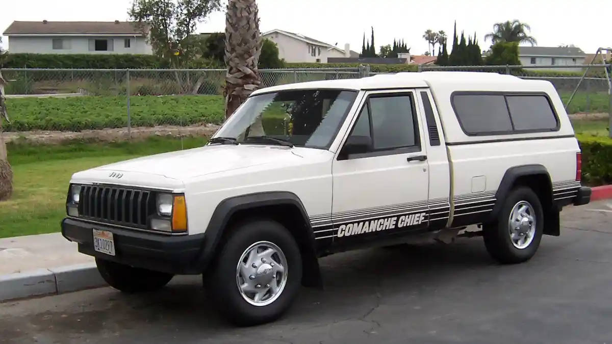 Foto - MJ Comanche, Pikap Unik Sedarah Dengan Cherokee