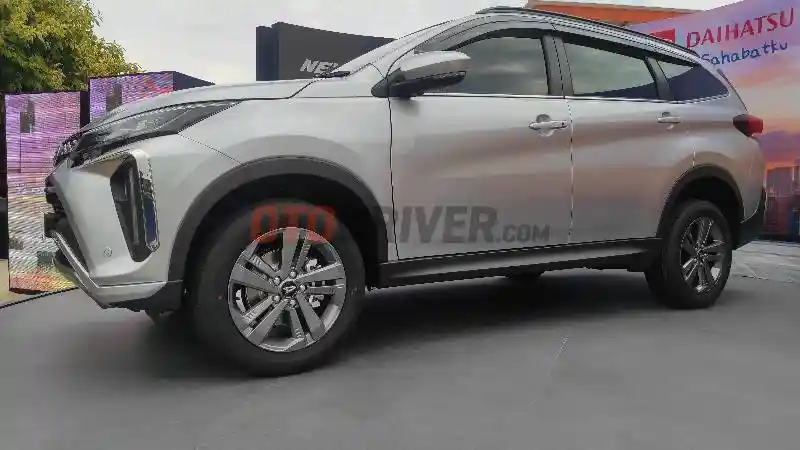 Foto - Daihatsu Luncurkan New Terios Harga Mulai Rp 236 Juta