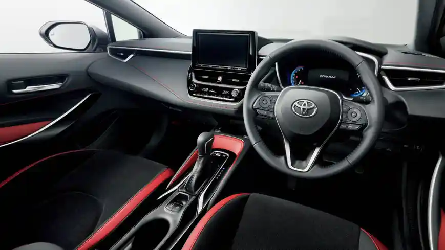 Foto - Toyota Corolla Hatchback Sport Bermesin Turbo Resmi Muncul, Setara RP 300 Jutaan