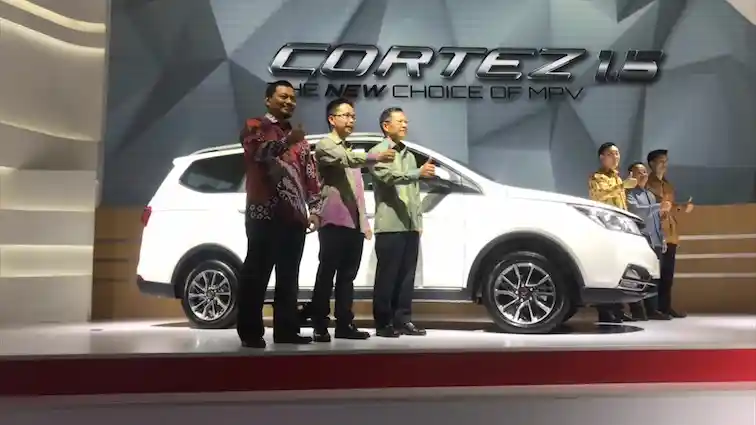 Berita - GALERI: Wuling Cortez 1.5 (16 Foto)
