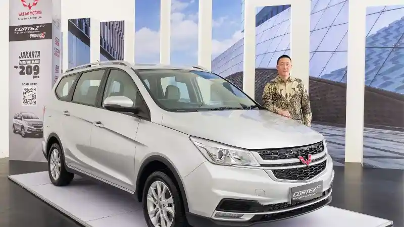 Berita - Wuling Suguhkan MPV Turbo Seharga LMPV