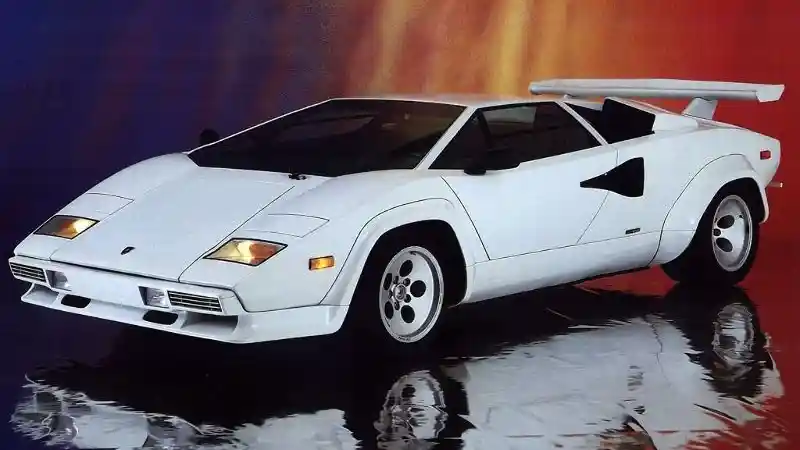 Berita - Lamborghini Resmi Umumkan, Countach Akan Dilahirkan Kembali. 