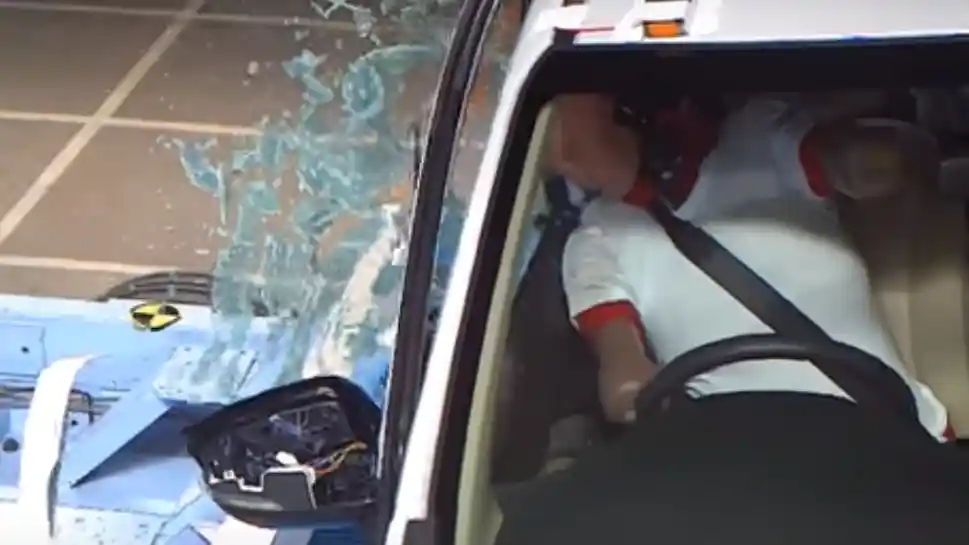 Foto - 7 Fakta Dari Hasil Tes Tabrak Mitsubishi Xpander