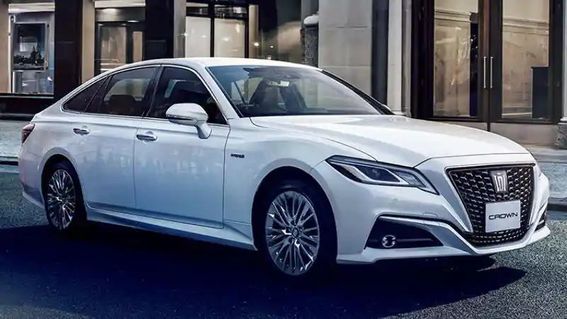 Berita - Maaf, Toyota Crown Untuk Menteri Tak Dijual Umum