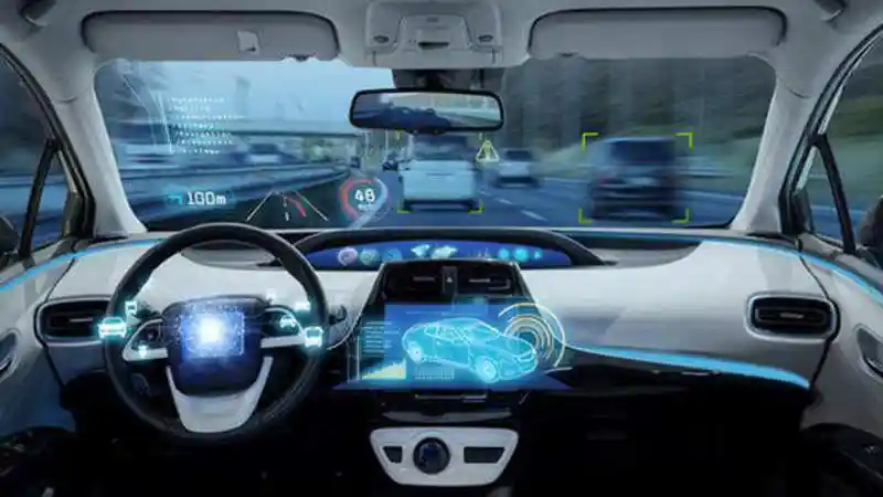 Foto - GM Bekerja Sama Dengan Microsoft Untuk Kembangkan Mobil Tanpa Pengemudi