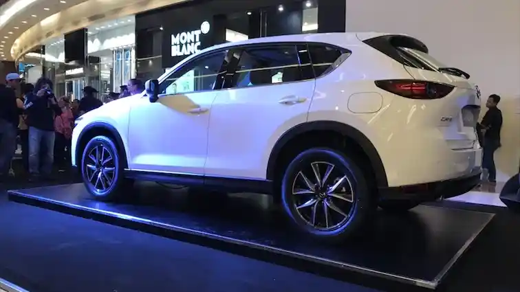 Foto - Mazda CX-5 Touring Resmi Dijual, Lebih Murah RP 28 Juta