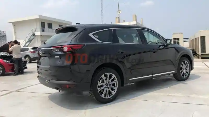 Foto - GALERI: Mazda CX-8 2019 (21 FOTO)