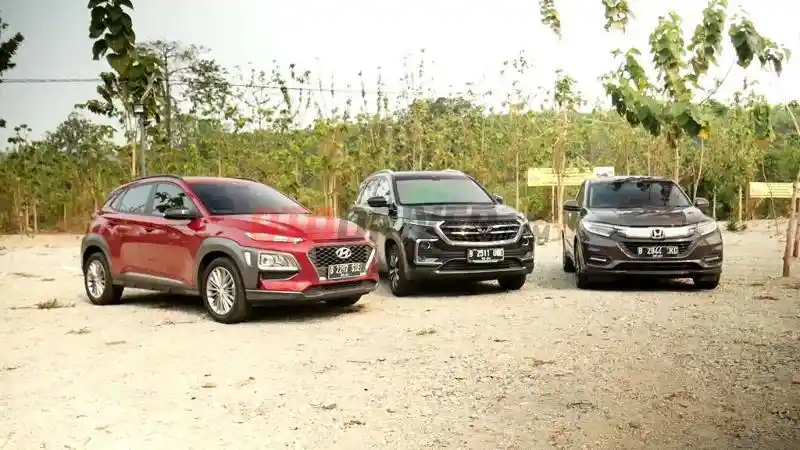 Komparasi - Mencicipi Performa HR-V VS Kona VS Almaz di Tol Cipularang