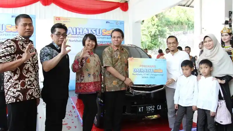 Foto - Tak Bosan, Daihatsu Kembali Rekondisi Gratis Mobil Konsumennya. Kali Ini di Kalimantan