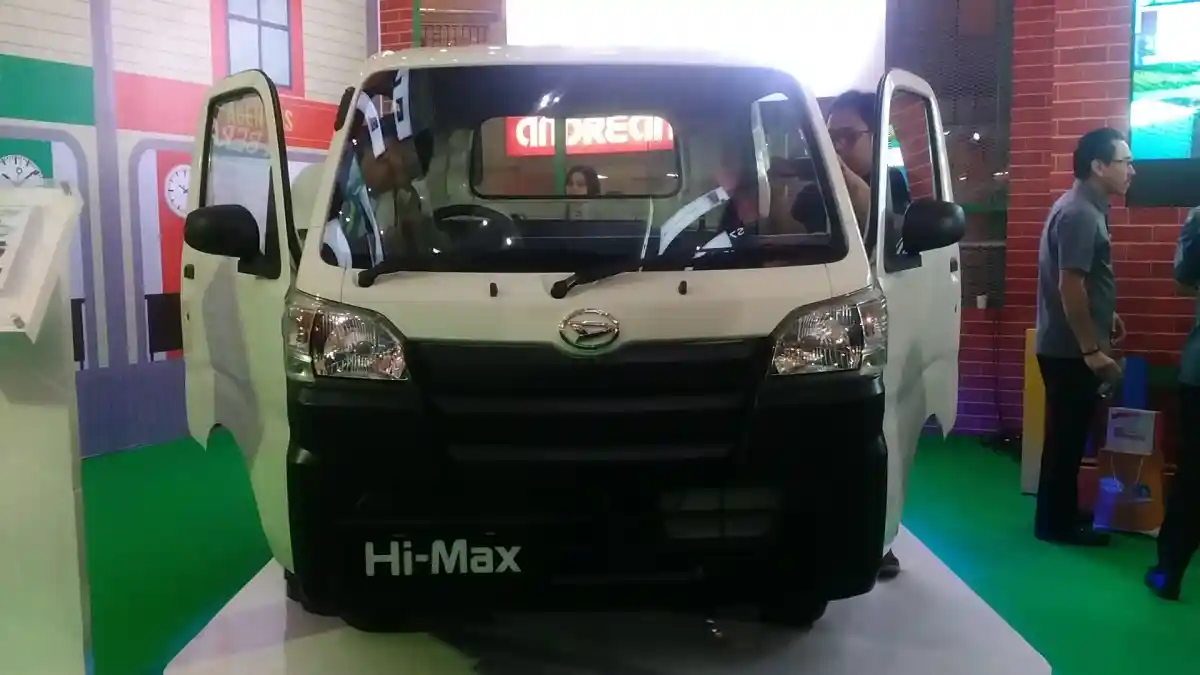 Berita - Daihatsu Hi-Max Sudah Dilengkapi Snorkel, Siap Libas Banjir!