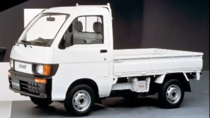 Berita - Daihatsu Rayakan Hari Jadi Ke-60 Hijet, Siap Luncurkan Model Baru?