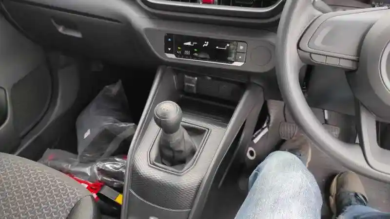 Foto - Daihatsu Rocky Tipe Termurah Tetap Dapatkan Fitur Istimewa Ini