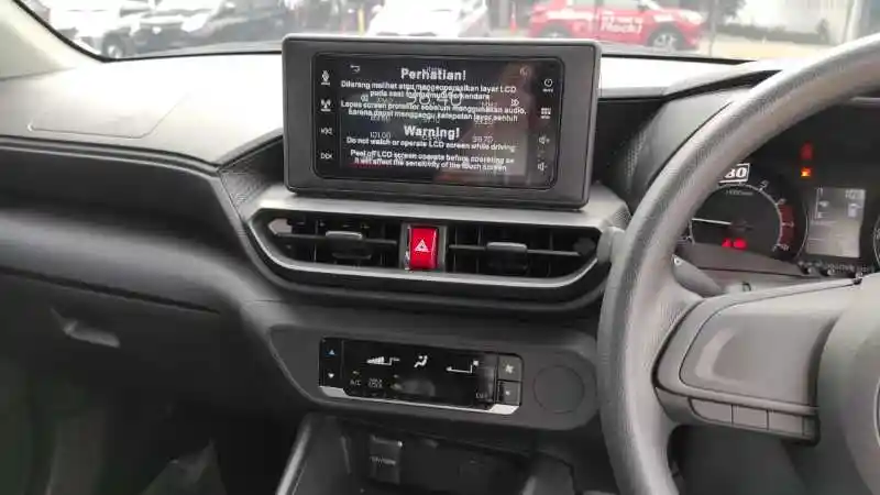 Foto - Daihatsu Rocky Tipe Termurah Tetap Dapatkan Fitur Istimewa Ini