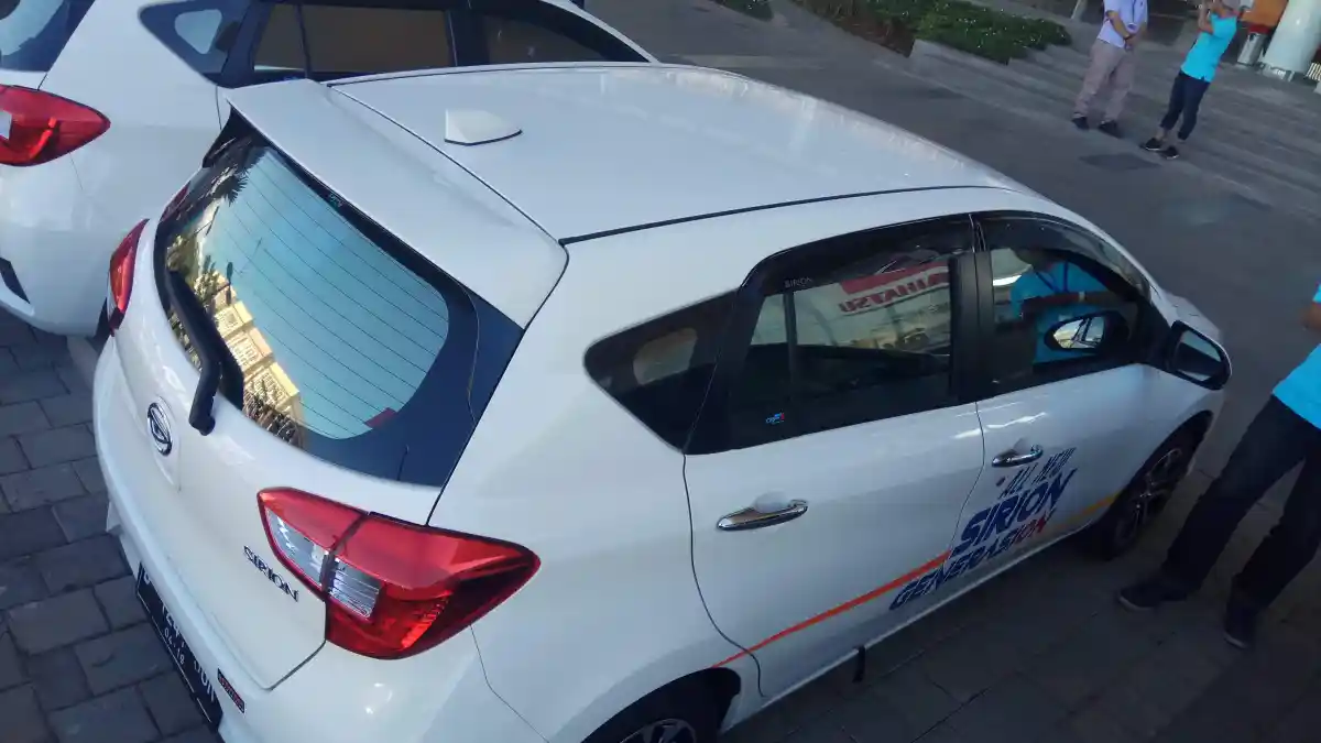 Foto - FIRST DRIVE: Daihatsu All New Sirion AT 2018