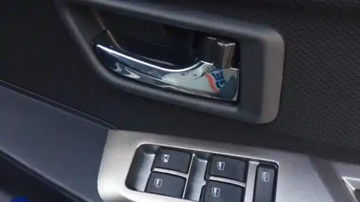 Foto - FIRST DRIVE: Daihatsu All New Sirion AT 2018