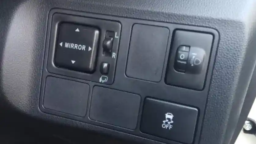 Foto - FIRST DRIVE: Daihatsu All New Sirion AT 2018