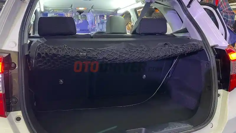 Foto - Daihatsu Sirion Facelift 2022, Konsumsi Bahan Bakar Lebih Irit Tapi Tetap Responsif 