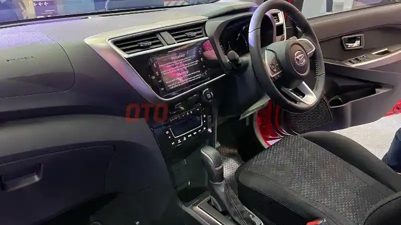 Foto - Daihatsu Sirion Facelift 2022, Konsumsi Bahan Bakar Lebih Irit Tapi Tetap Responsif 