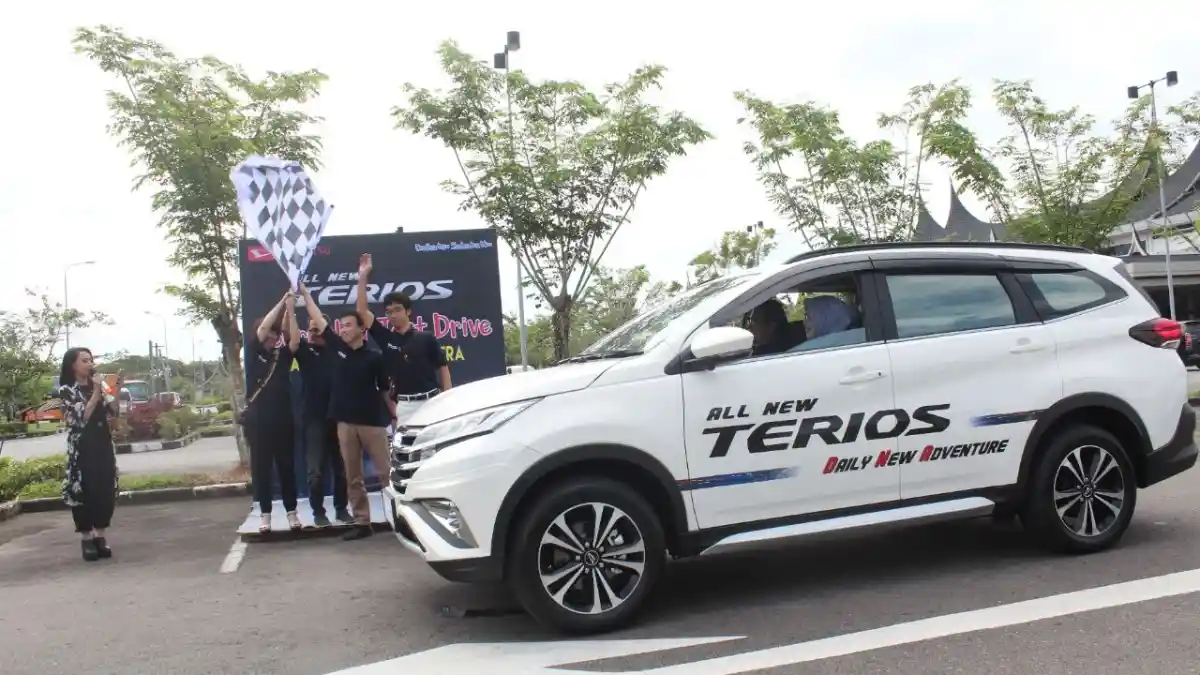 Foto - Sigra Laris, Daihatsu Klaim Alami Peningkatan Penjualan