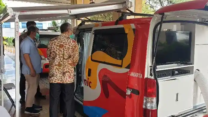 Foto - Daihatsu Sumbang 2 Gran Max Modifikasi Untuk Ambulance, Speknya Boleh Juga