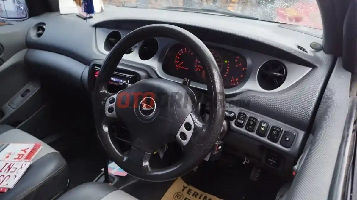 Foto - Suka Duka Merawat Daihatsu YRV, Masuk Kategori Mobil Langka
