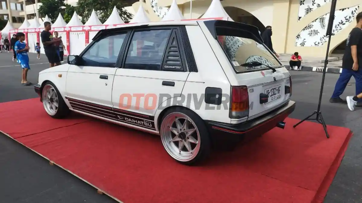 Foto - Charade Jadi Mobil Paling Sepuh Tapi Paling Trendy Di Daihatsu Kumpul Sahabat Sleman
