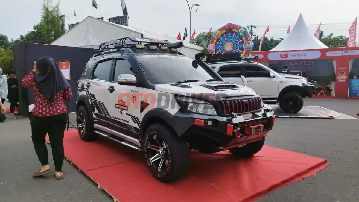 Foto - Daihatsu Kumpul Sahabat Sleman, Ajang Tampil Mobil-Mobil Langka dan Istimewa