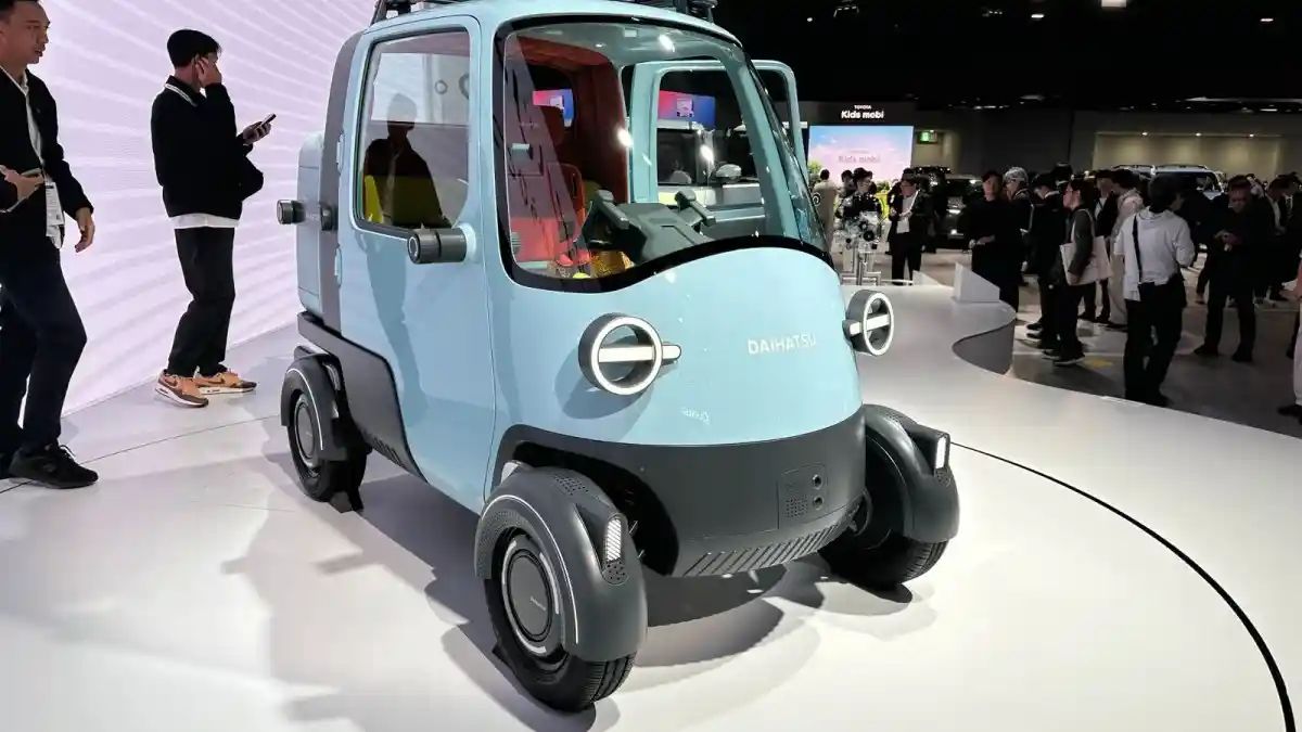 Foto - Daihatsu Eksis Di Ajang JMS 2025, Bawa Midget Legend Hingga Kendaraan Masa Depan