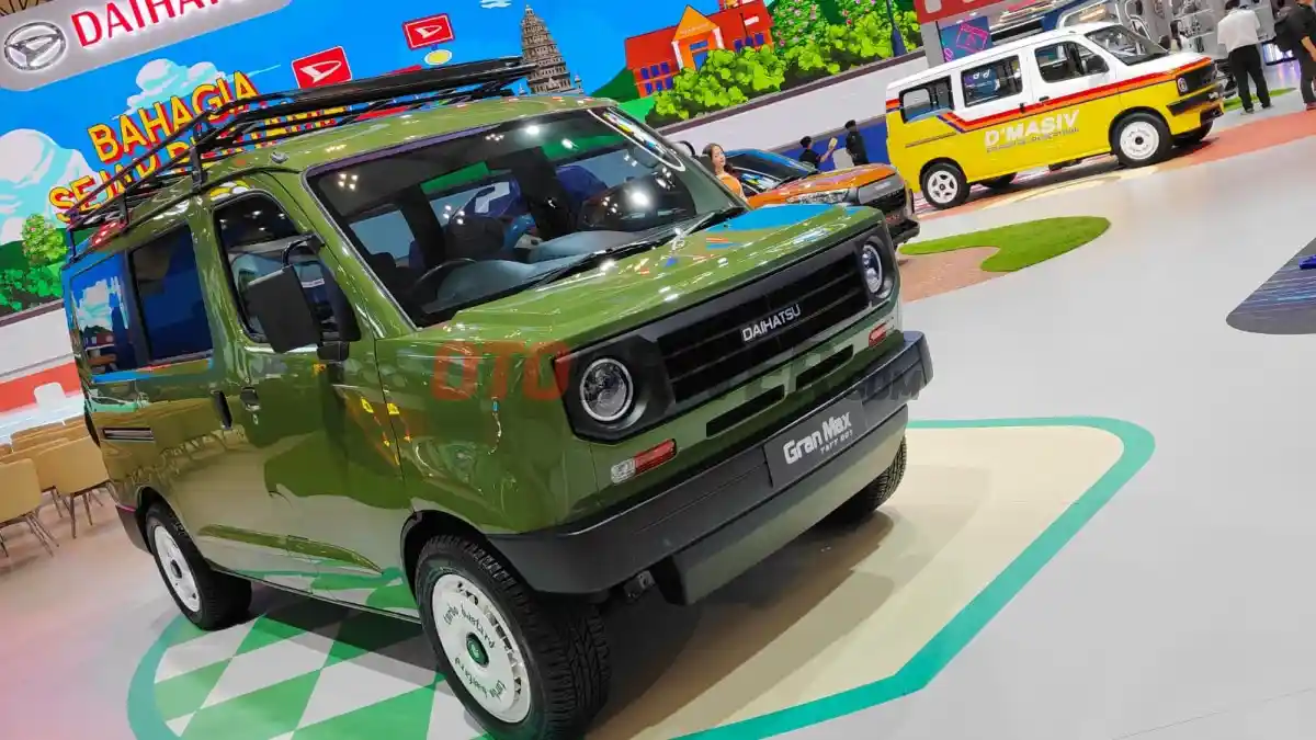 Foto - Daihatsu Gandeng Gofar Hilman dan NMAA Modifikasi Gran Max & Ayla, Angkat Tema Bahagia Sejak Pertama