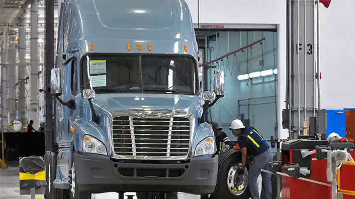 Truk - Daimler Merajai Penjualan Truk Heavy Duty di Pasar Meksiko