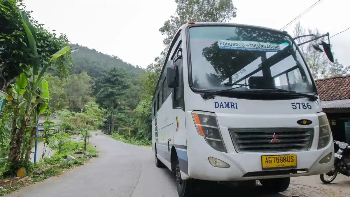 Berita - Damri: Terus Layani Jalur Perintis Ponorogo-Tulungagung