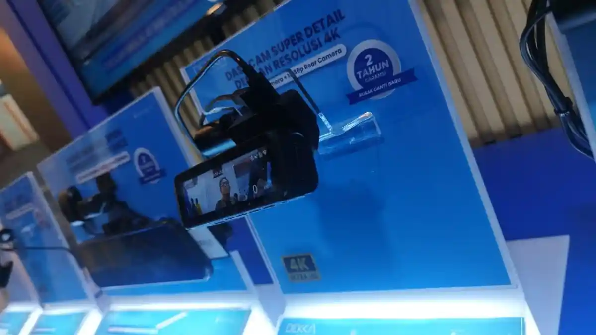 Foto - Simak Promo Dashcam Dekka Di GIIAS 2025