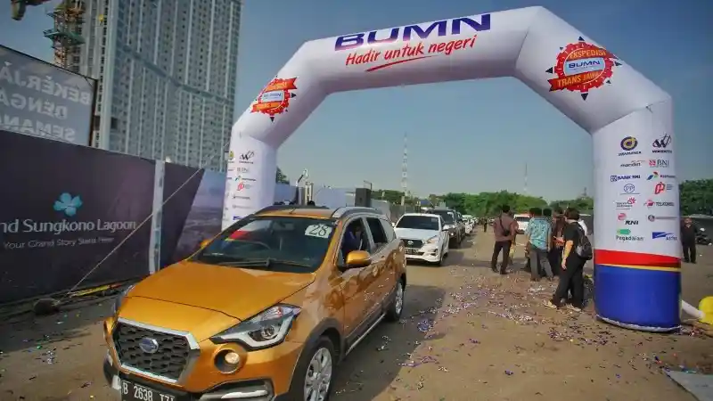 Foto - Kegirangan Nissan-Datsun Dalam Peresmian Tol Trans Jawa