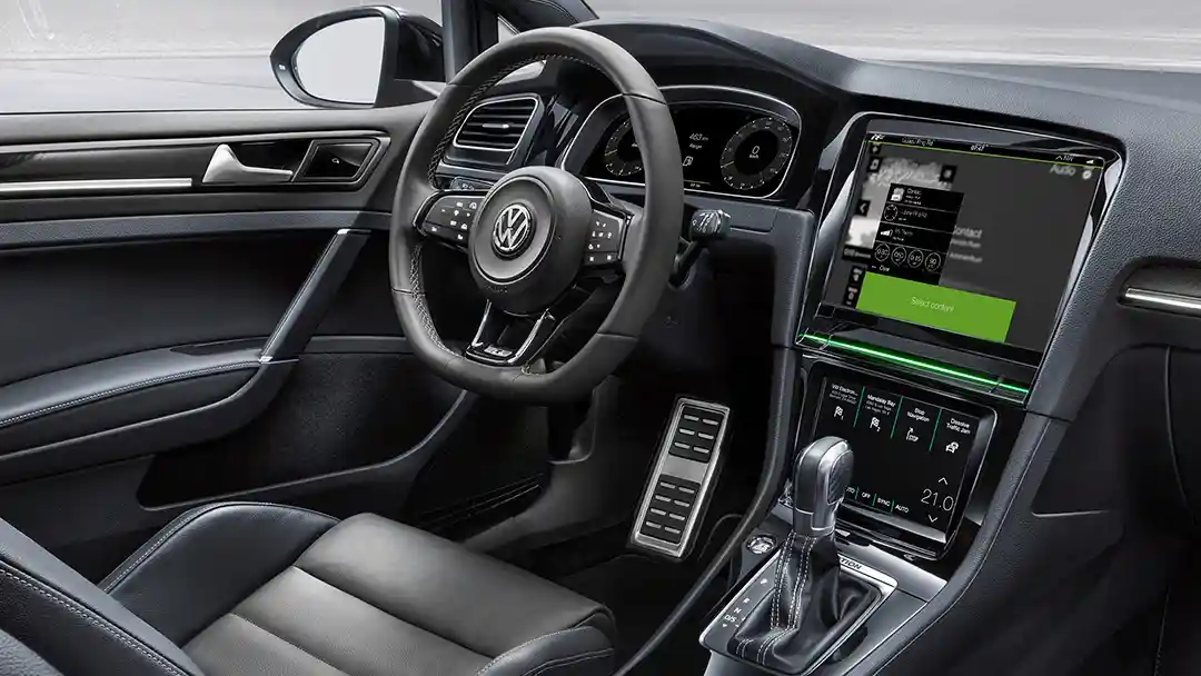 Foto - Volkswagen Golf MK7 Facelift 2017 Akan Pakai Banyak Fitur Canggih 