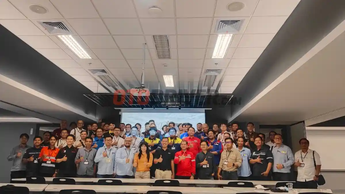 Truk - DCVI Perkuat Kolaborasi dengan Karoseri demi Jaga Kualitas Truk Mercedes-Benz