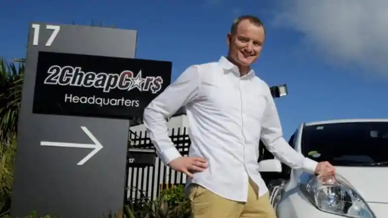 Berita - Dealer Mobil Bekas Ini Manfaatkan Momentum Virus Corona