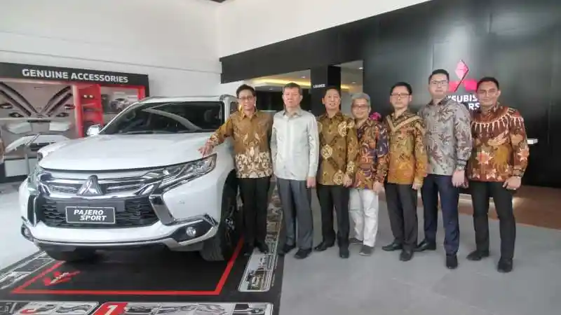Foto - Belum Genap Seminggu, Mitsubishi Resmikan Dealer Baru Lagi