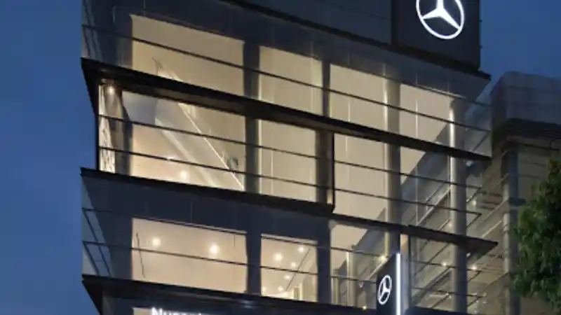 Foto - Dealer Baru Mercedes-Benz di Jakarta Siap Manjakan Konsumen