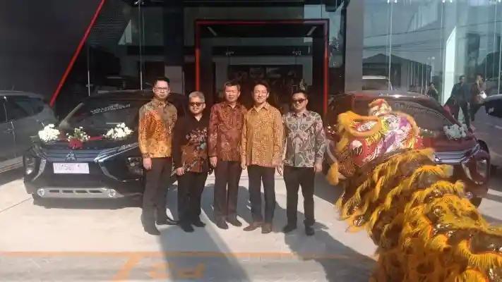 Berita - Dealer Pertama Mitsubishi di Singkawang Resmi Berdiri