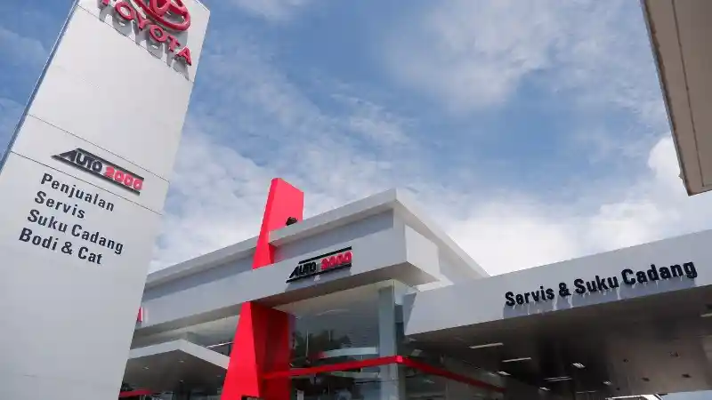 Foto - Dealer Auto2000 Termuda di Malang Klaim Jual Puluhan Unit Perbulan