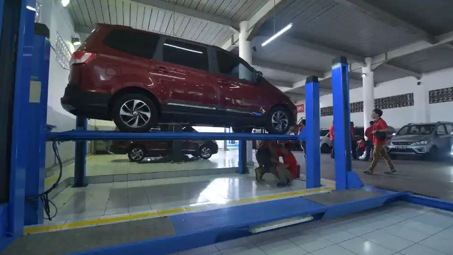 Foto - Melihat Isi Dealer Wuling Bali (10 Foto)