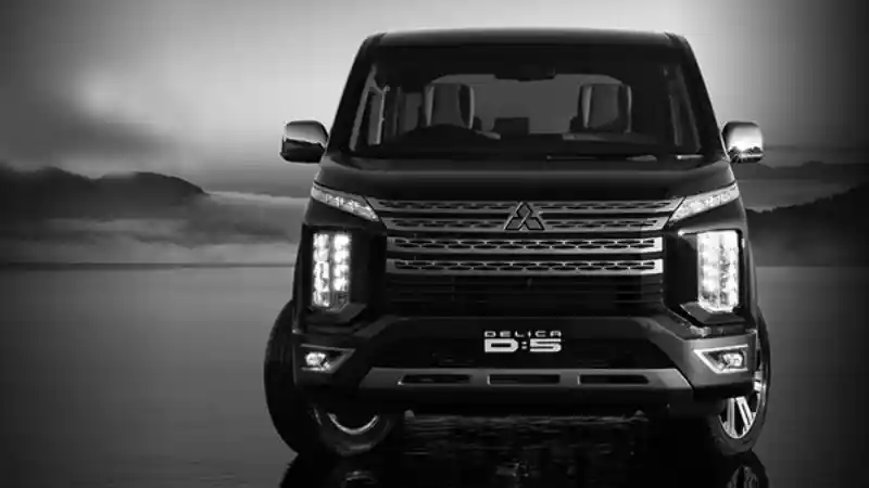 Foto - Mitsubishi Delica Lahir Kembali, Simak Pembaruannya