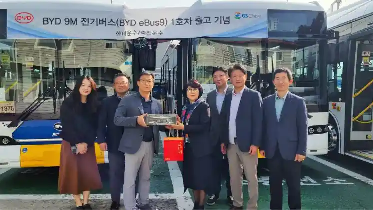 Foto - BYD Invasi Korea Selatan Dengan Bus Listrik eBus9